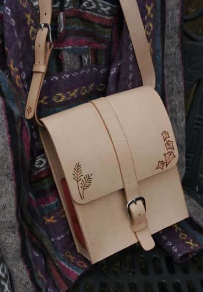 Artist's sketch bag