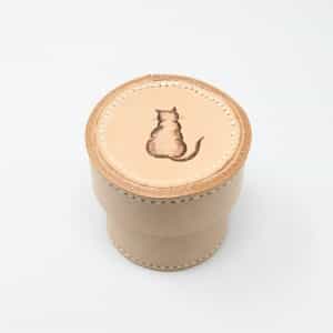 Small leather round box