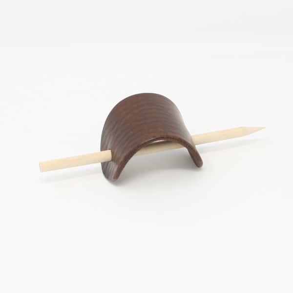 Plan dark brown leather hair barrette